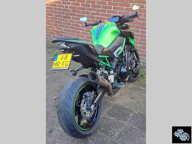 kawasaki - z900