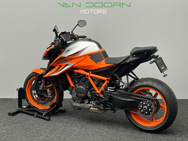 ktm - 1290-super-duke-r