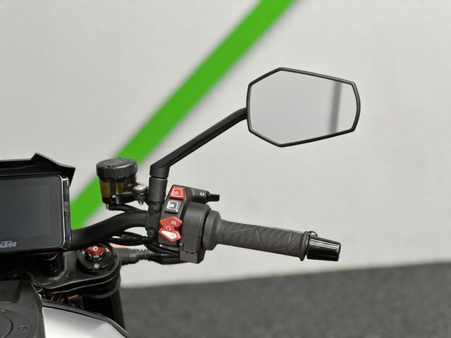 ktm - 1290-super-duke-r