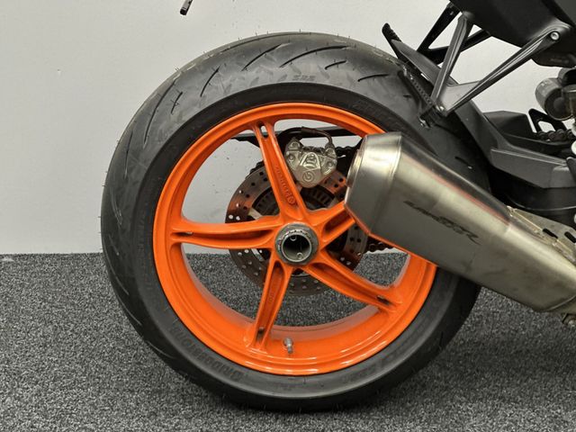 ktm - 1290-super-duke-r