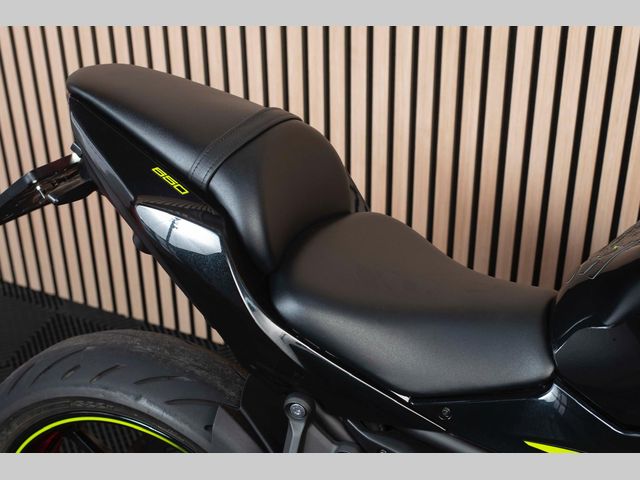 kawasaki - ninja-650