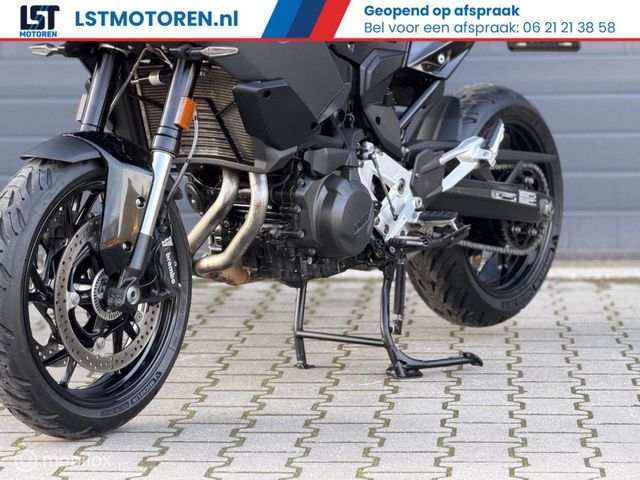bmw - f-900-xr