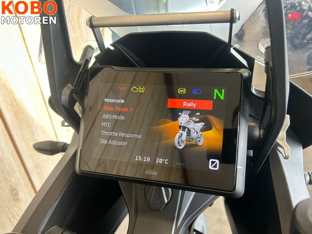 ktm - 1290-super-adventure-s