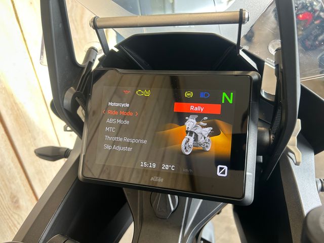 ktm - 1290-super-adventure-s