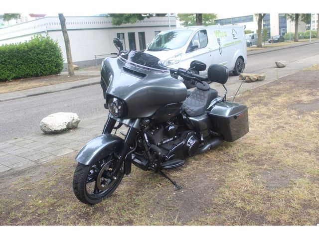 harley-davidson - street-glide