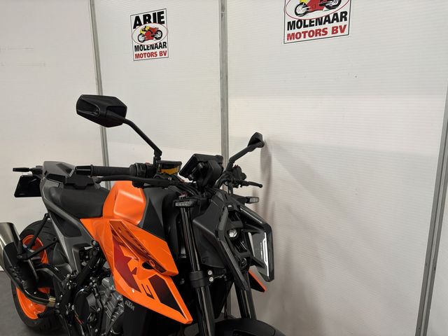 ktm - 990-duke