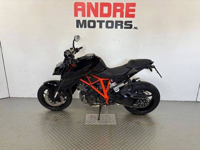 ktm - 1290-super-duke-r