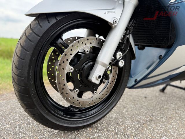 yamaha - fjr-1300
