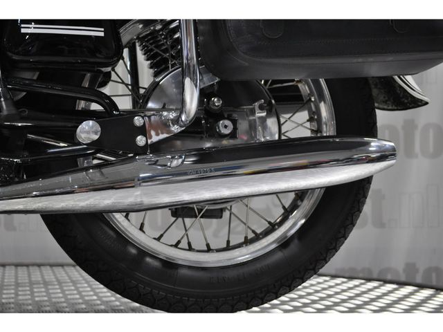 moto-guzzi - v-7-special