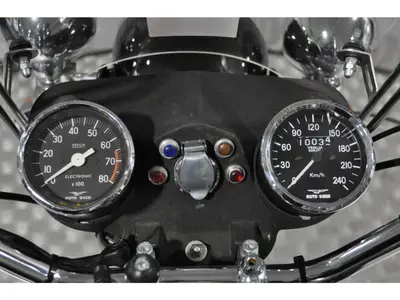 MOTO GUZZI V 7 SPECIAL – foto 3