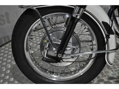 MOTO GUZZI V 7 SPECIAL – foto 4
