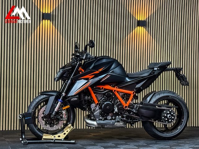 ktm - 1390-super-duke-r-evo