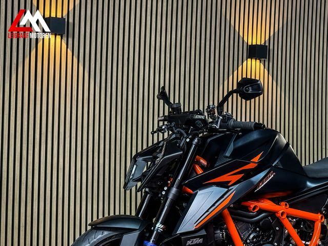 ktm - 1390-super-duke-r-evo
