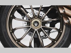 MV Agusta Turismo Veloce Lusso SCS 2025 nieuw – foto 5 van 16