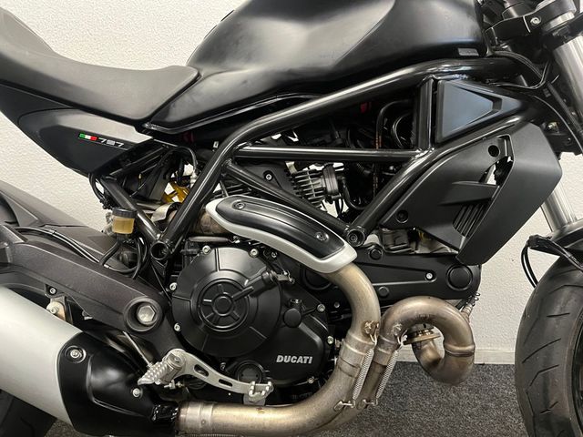 ducati - monster-797