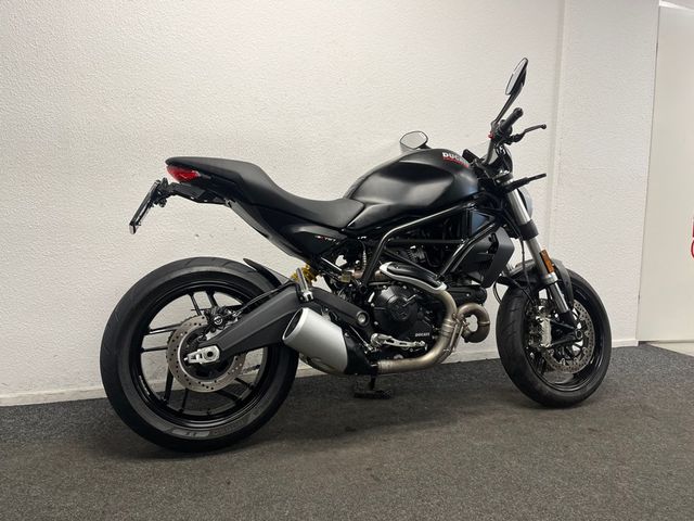 ducati - monster-797