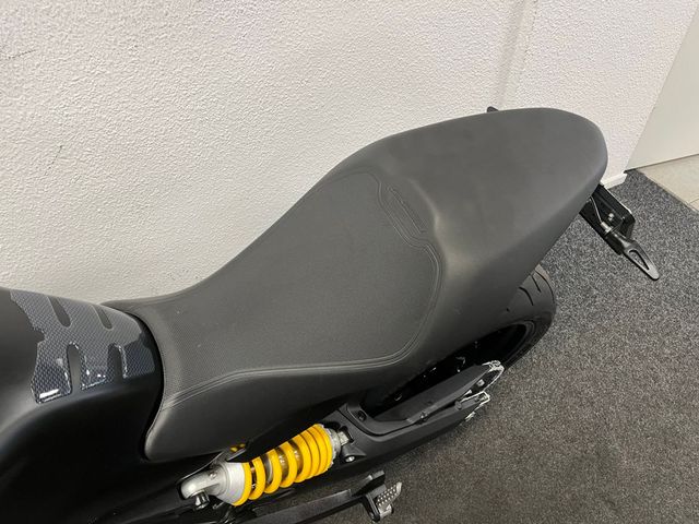 ducati - monster-797