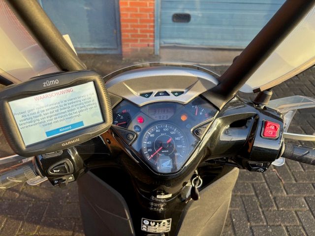 honda - sh-300i---abs