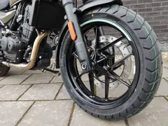 Royal Enfield Guerrilla 450 2026 nieuw – foto 5 van 15