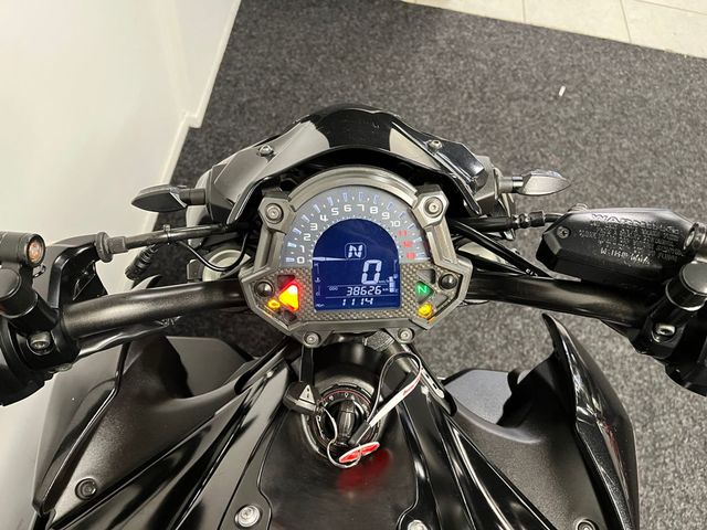 kawasaki - z900