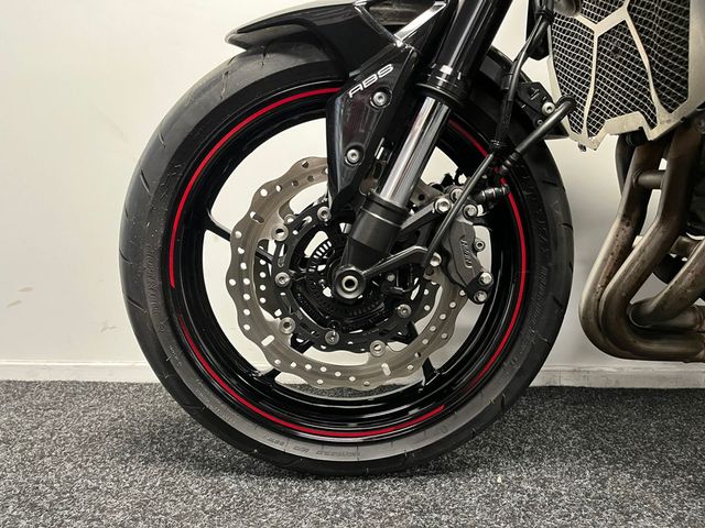 kawasaki - z900