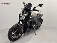Ducati Diavel Titanium No 233/500 Limited Edition 2015 occasion – foto 5 van 18