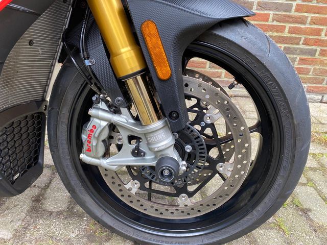 aprilia - tuono--v4-1100-factory