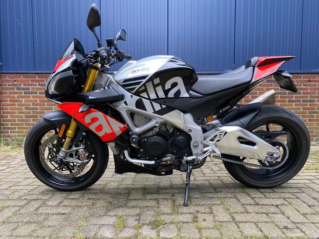 aprilia - tuono--v4-1100-factory