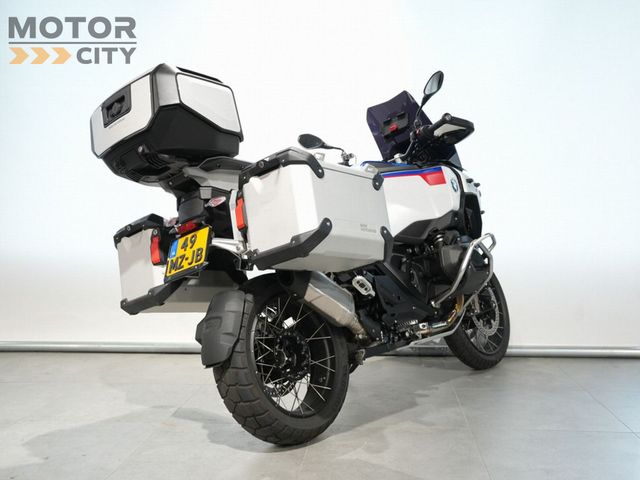 bmw - r-1300-gs-adventure