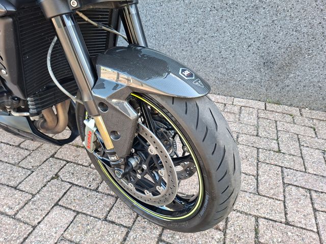 triumph - speed-triple-rs