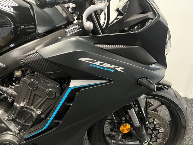 honda - cbr-650-r