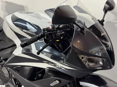 HONDA CBR 600 RR – foto 4