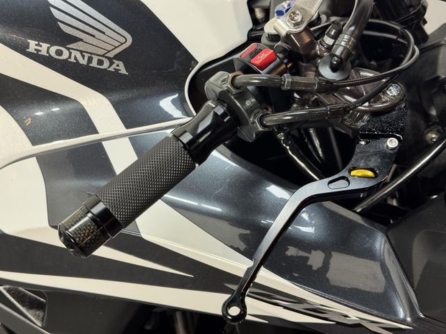 honda - cbr-600-rr-c-abs