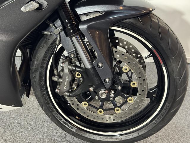 honda - cbr-600-rr-c-abs