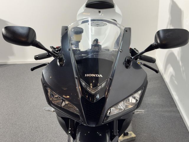 honda - cbr-600-rr-c-abs