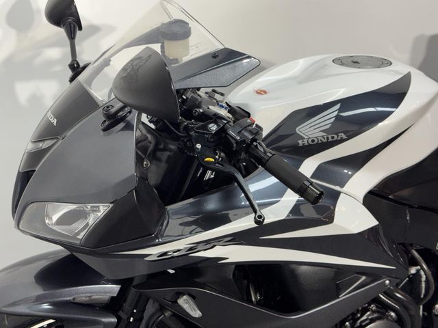 honda - cbr-600-rr-c-abs
