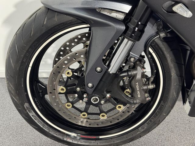 honda - cbr-600-rr-c-abs