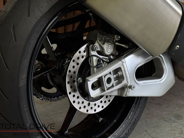 aprilia - tuono--v4-1100-factory