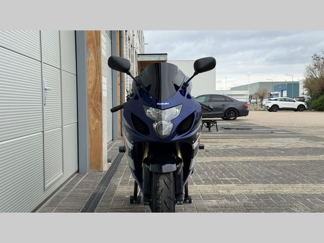 suzuki - gsx-r-600