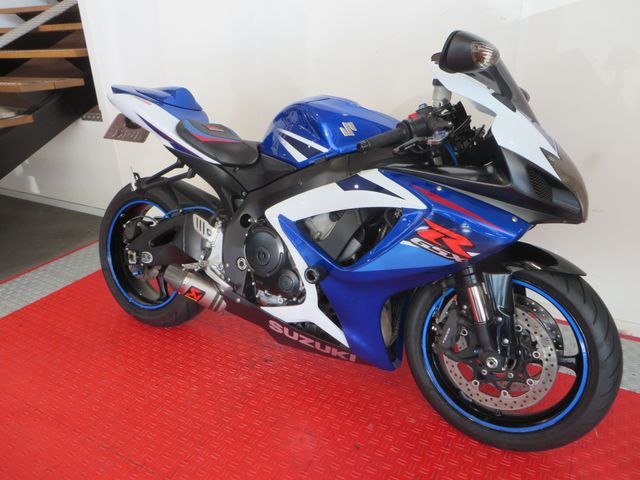 suzuki - gsx-r-750