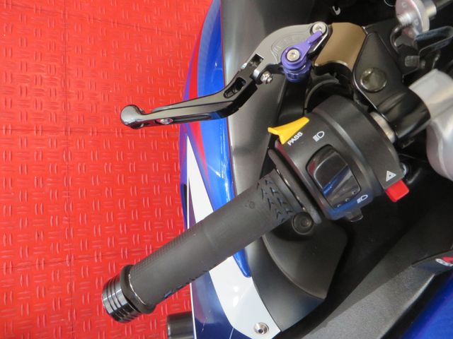 suzuki - gsx-r-750