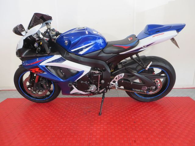 suzuki - gsx-r-750