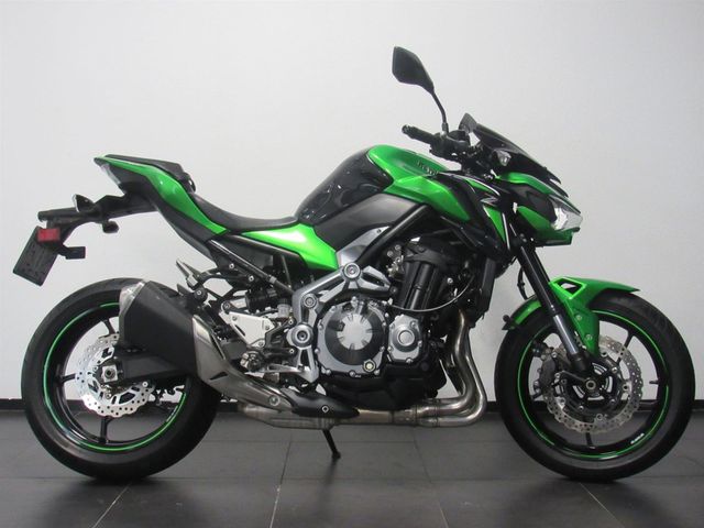 kawasaki - z900