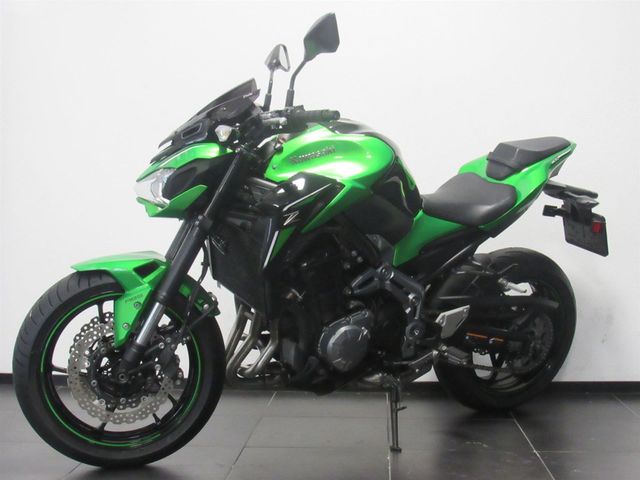 kawasaki - z900