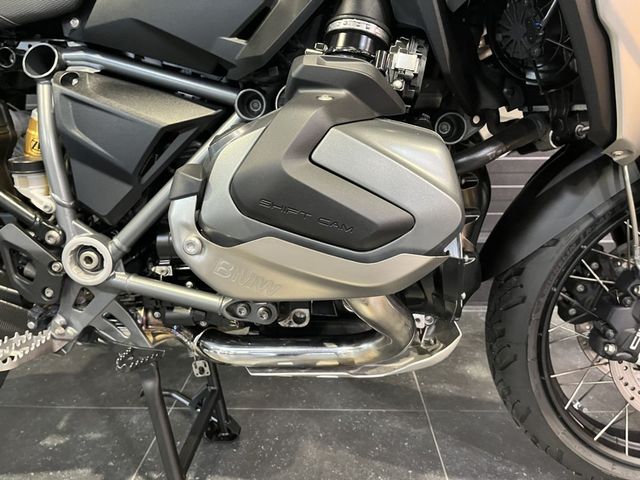 bmw - r-1250-gs-triple-black