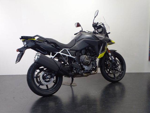 suzuki - v-strom-800