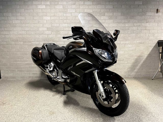 yamaha - fjr-1300