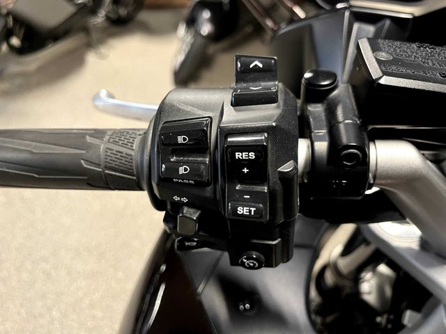 yamaha - fjr-1300