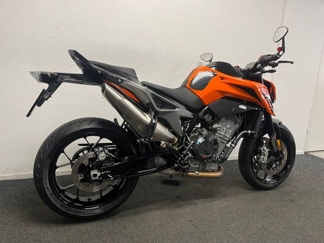 ktm - 790-duke