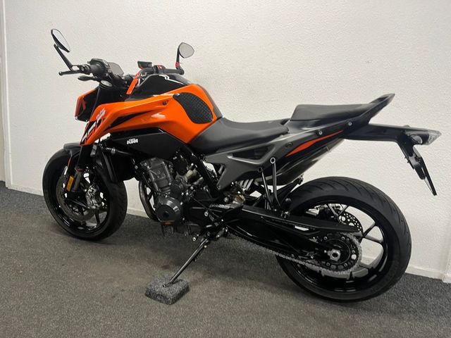 ktm - 790-duke